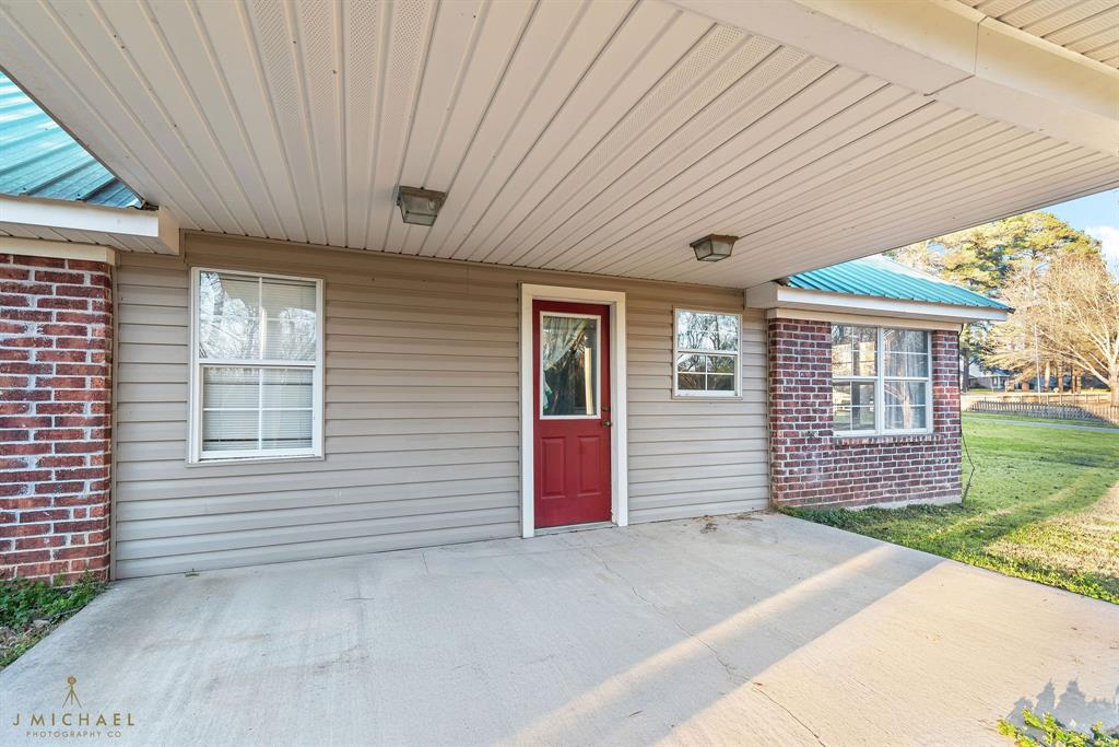 5663 Bretwood Drive