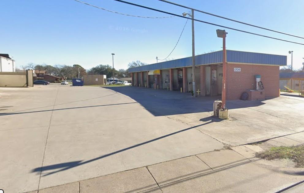 Mc Clellan W S Sub - Commercial Sale