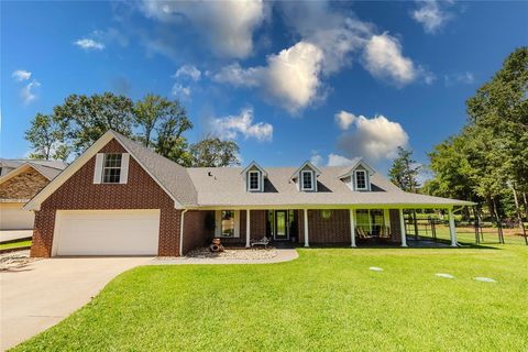 713 County Road 3608 Bullard TX 75757