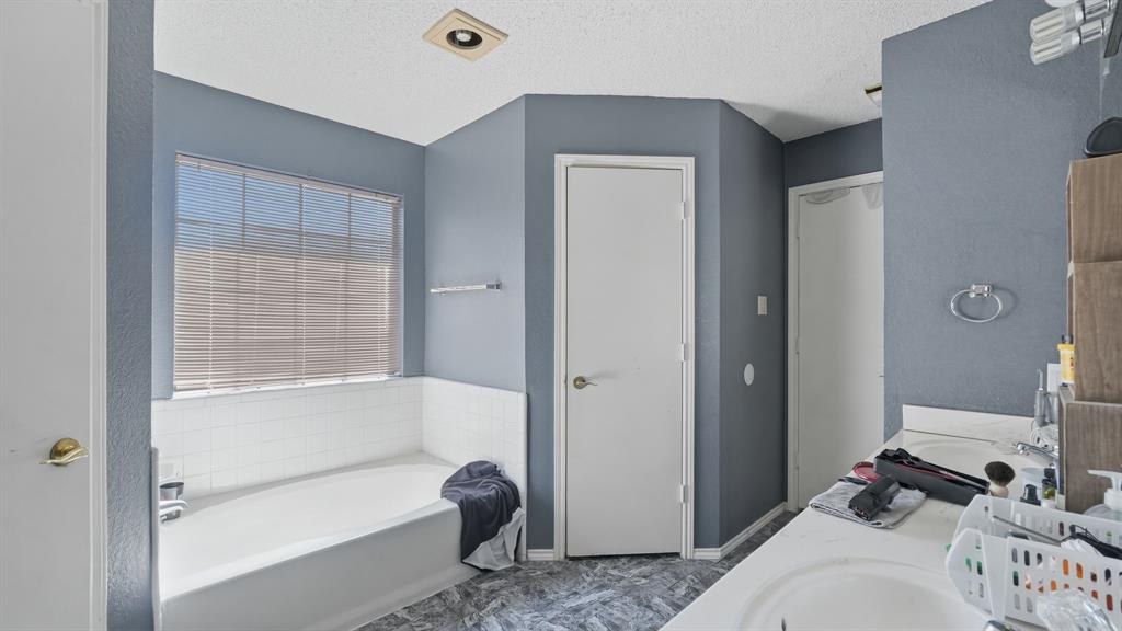 Hulen Meadow Add - Residential