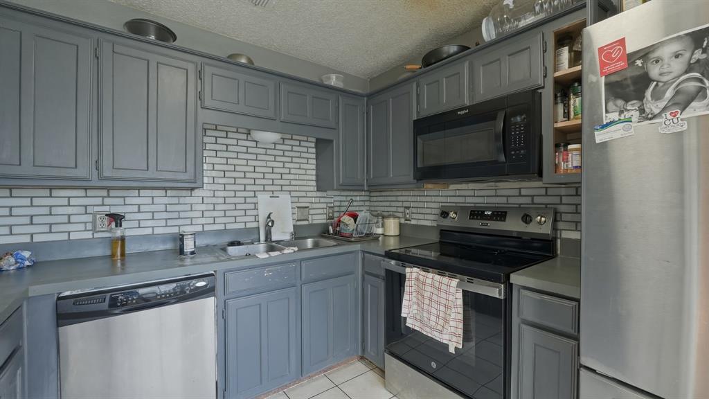 Hulen Meadow Add - Residential