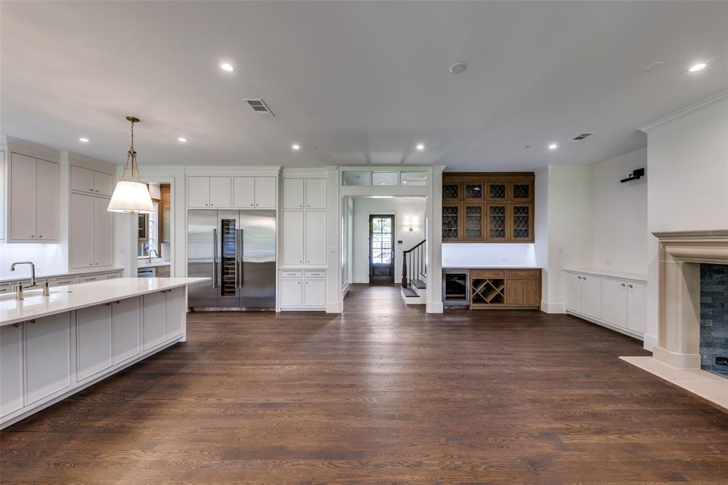 Caruth Hills 10 - Residential