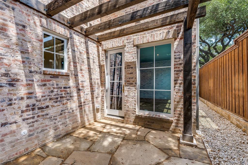 Caruth Hills 10 - Residential