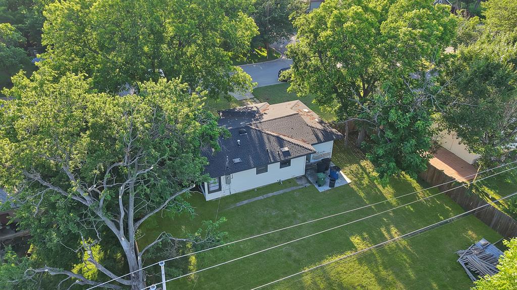 1103 Bellaire Drive