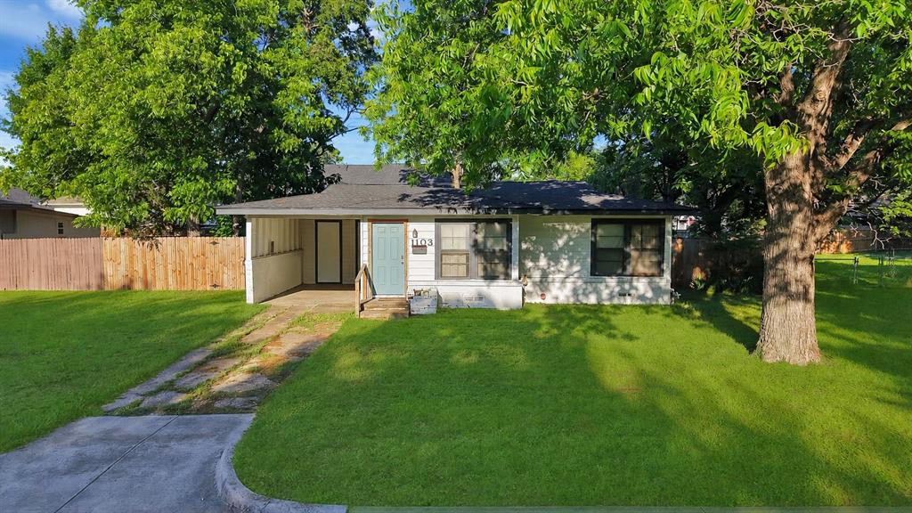 1103 Bellaire Drive
