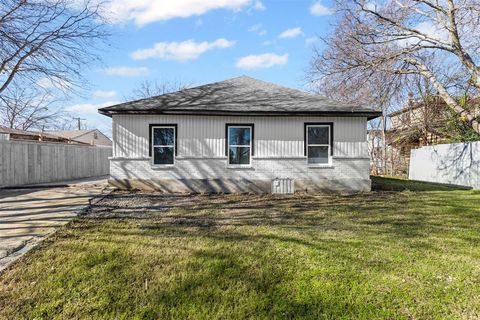 A home in DeSoto