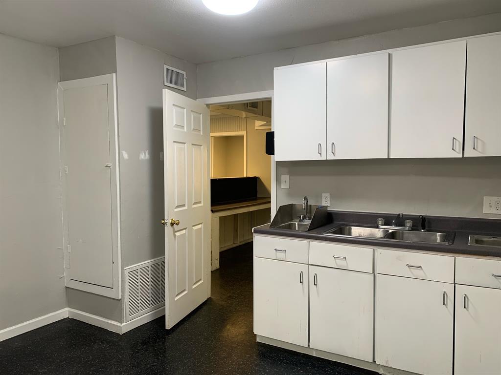 Dumas J P Add - Commercial Sale