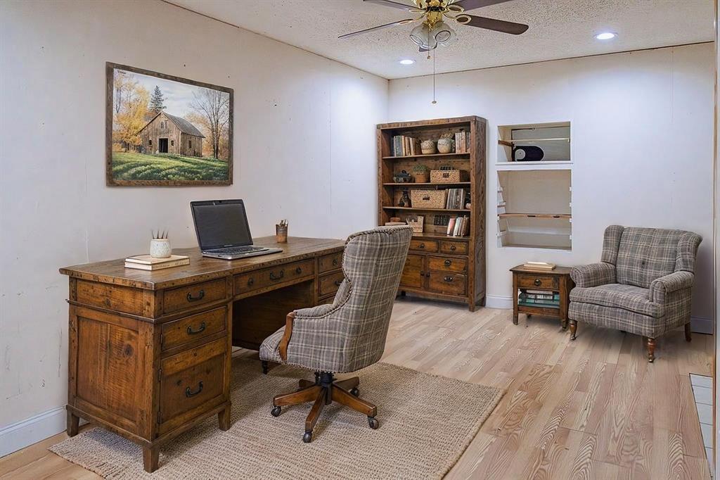 QUAIL PARK - Residential
