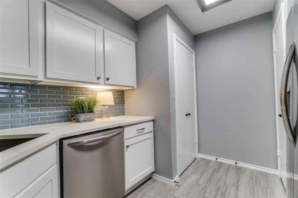 Preston Bend Village Condos - Residential