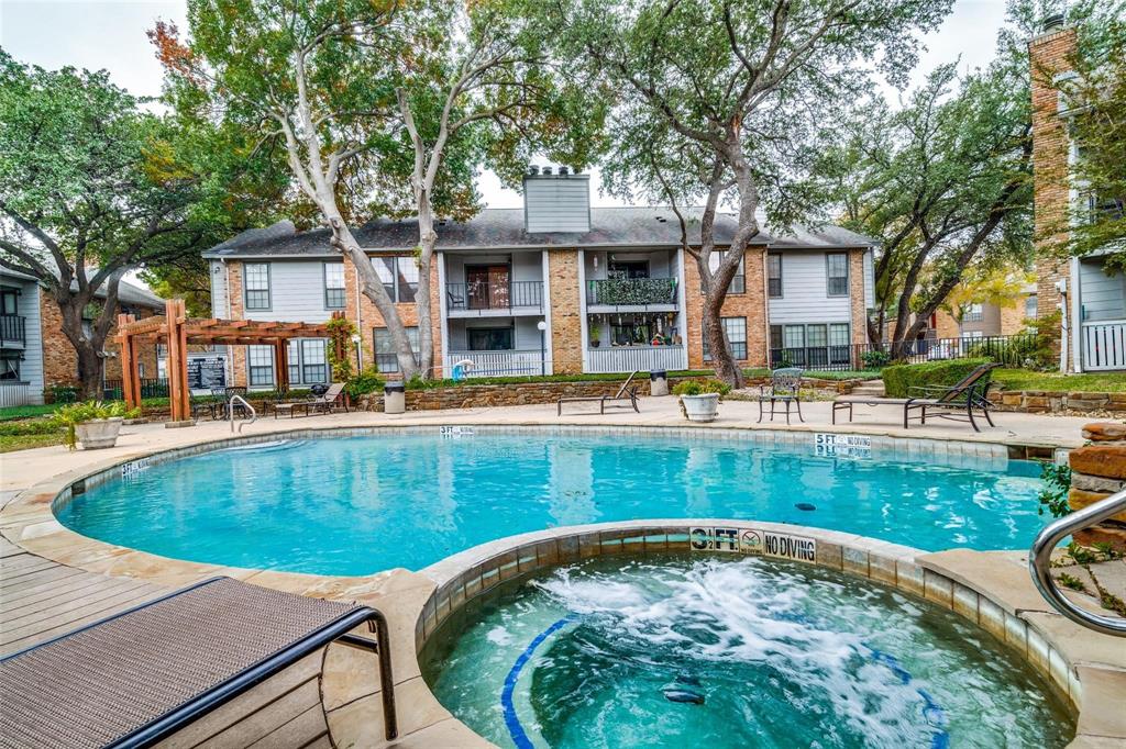 Preston Bend Village Condos - Residential