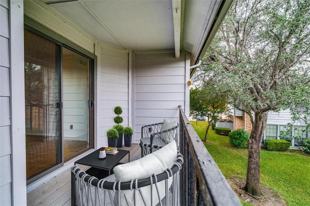 Preston Bend Village Condos - Residential