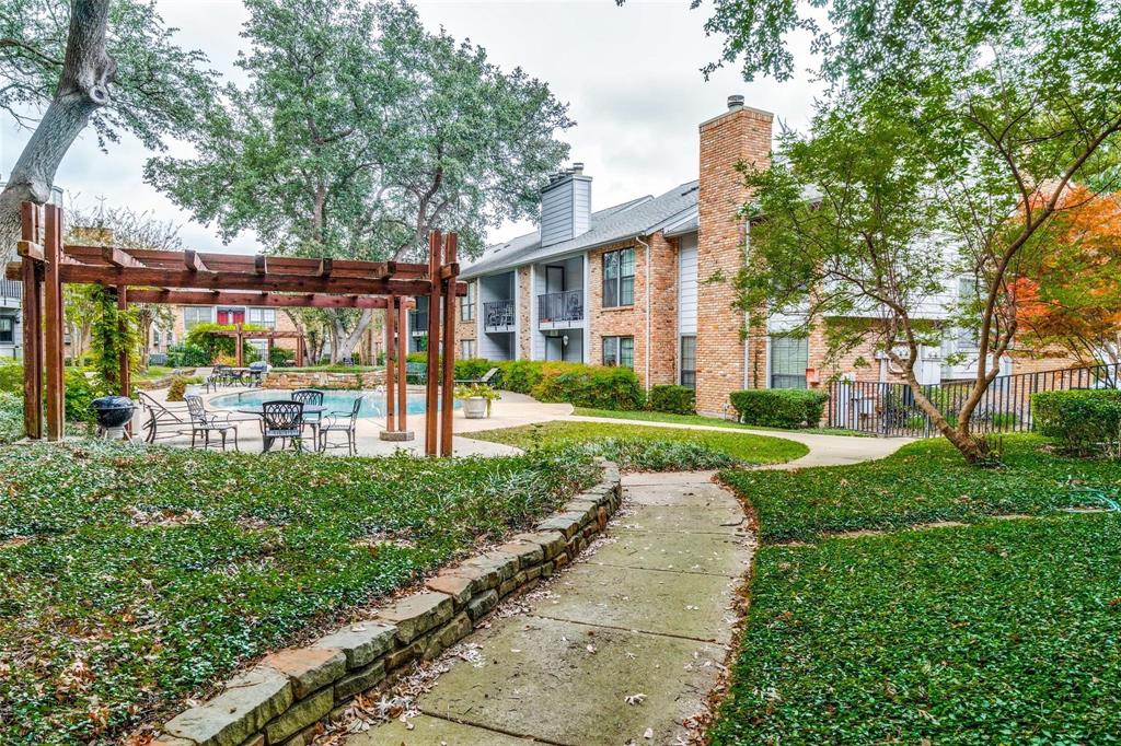Preston Bend Village Condos - Residential