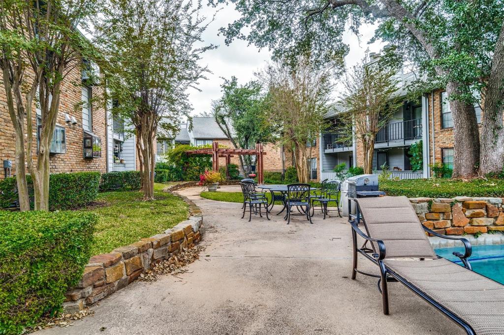 Preston Bend Village Condos - Residential