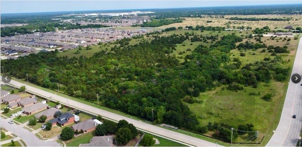 0000 Roy Warren Parkway