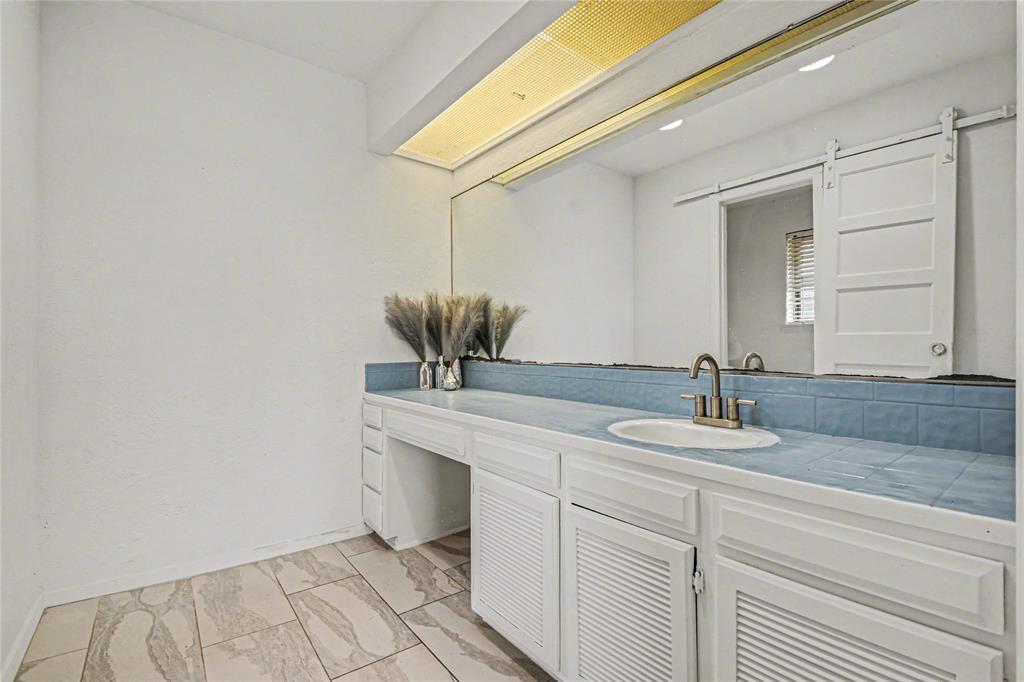 Lake Hlnds North #1 - Residential