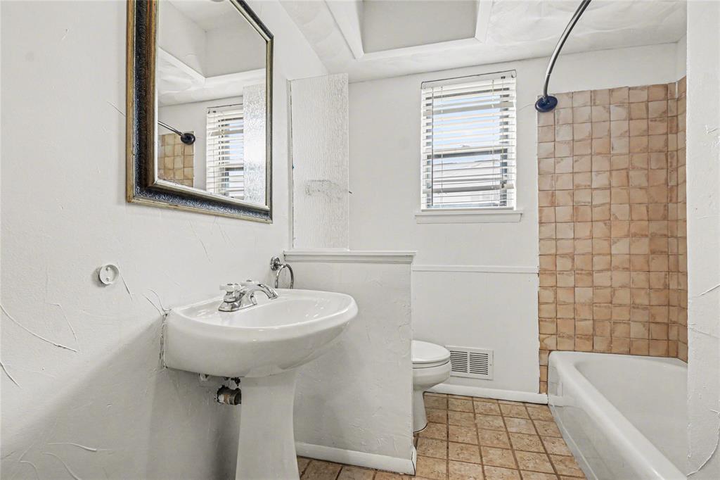 Lake Hlnds North #1 - Residential