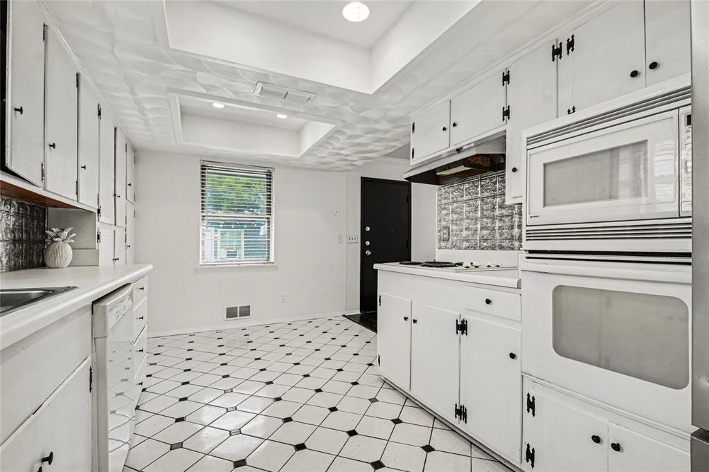 Lake Hlnds North #1 - Residential