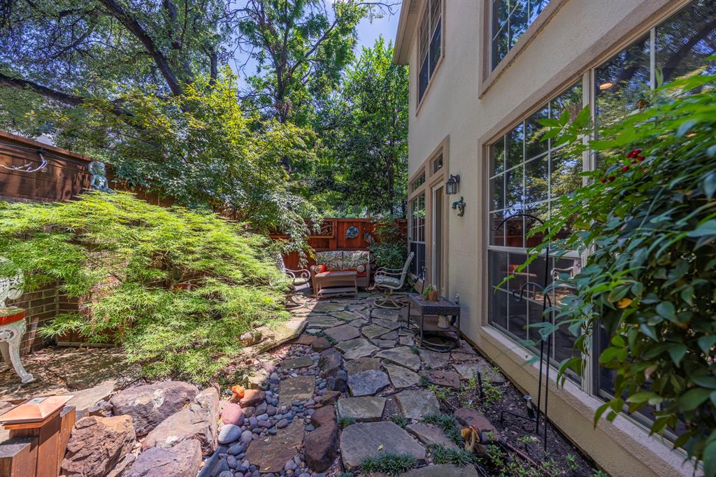 Town Homes Of Add - Residential