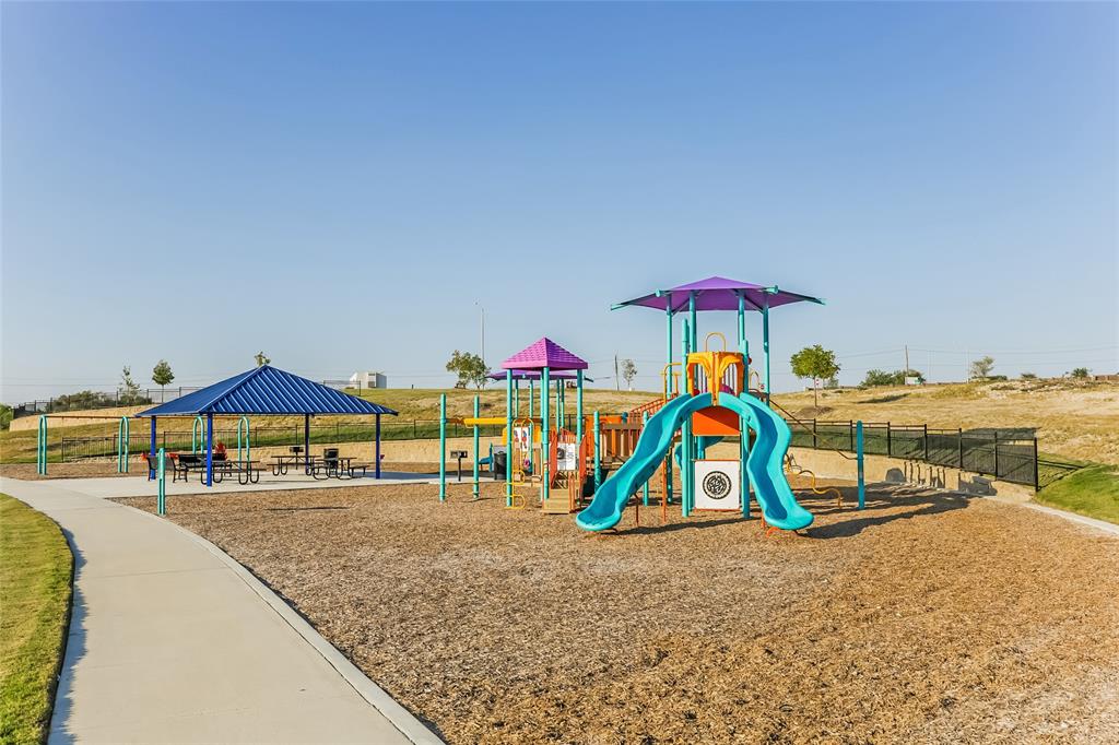 Carrell Hills - Residential Lease