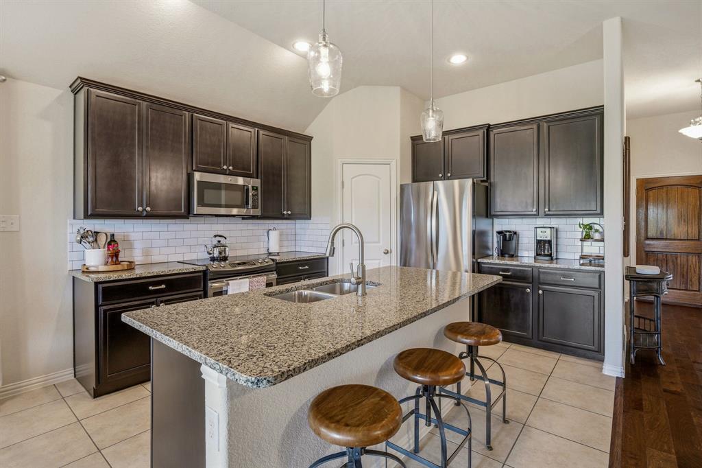 Mountain Vly Lake #a, C Ph 3, 4 - Residential