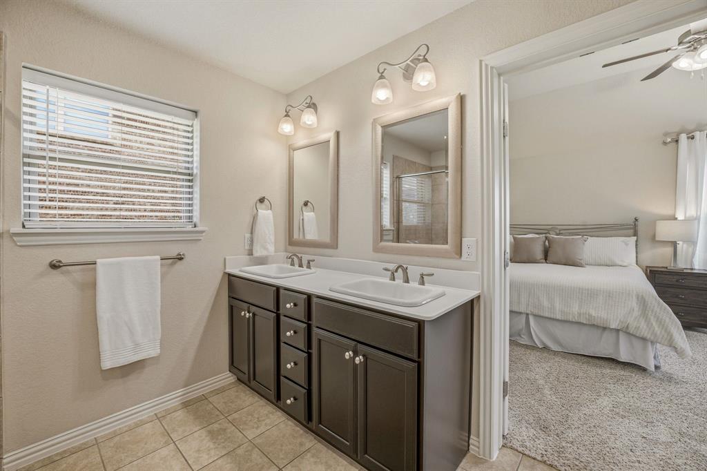 Mountain Vly Lake #a, C Ph 3, 4 - Residential