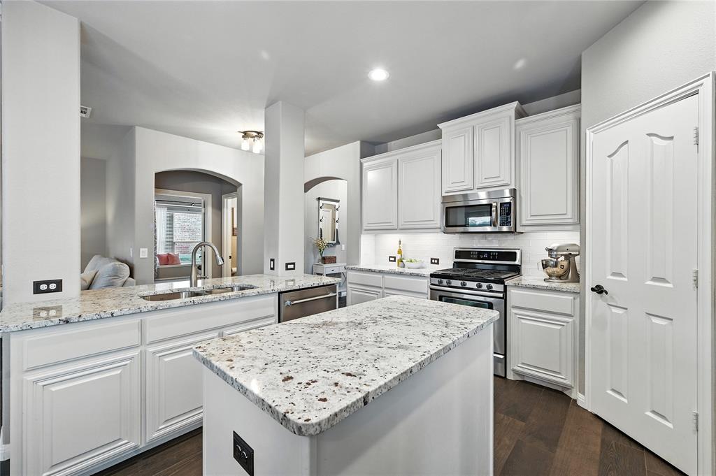 Fort Worth, Texas 76131, United States, 4 Bedrooms Bedrooms, ,3 BathroomsBathrooms,Residential,Active,174433