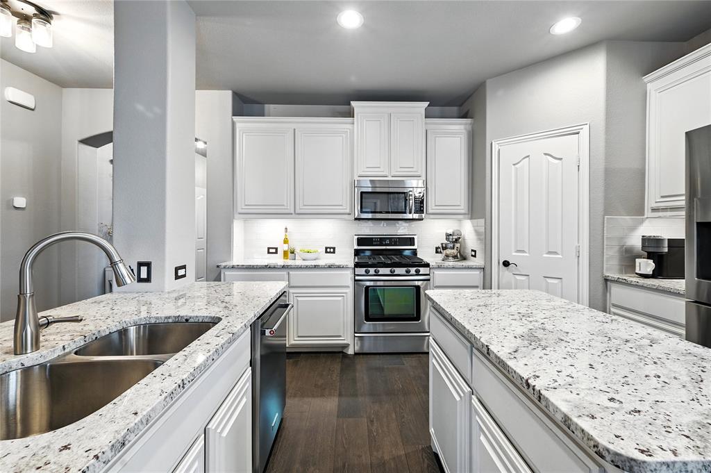 Fort Worth, Texas 76131, United States, 4 Bedrooms Bedrooms, ,3 BathroomsBathrooms,Residential,Active,174433