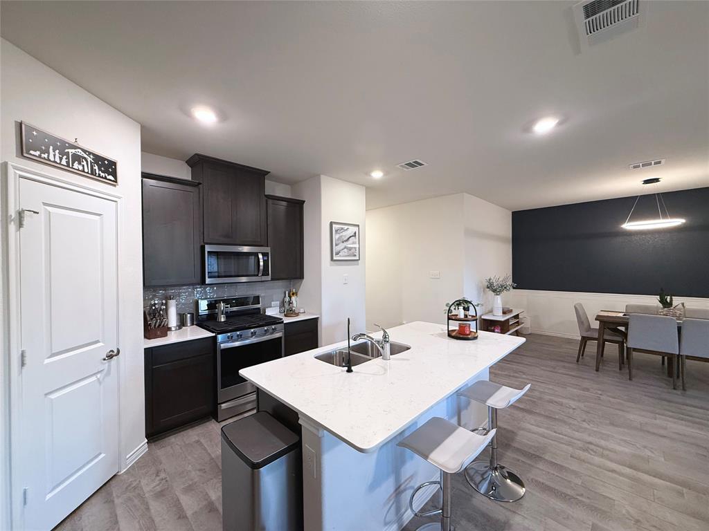 11008 Summer Rain Boulevard