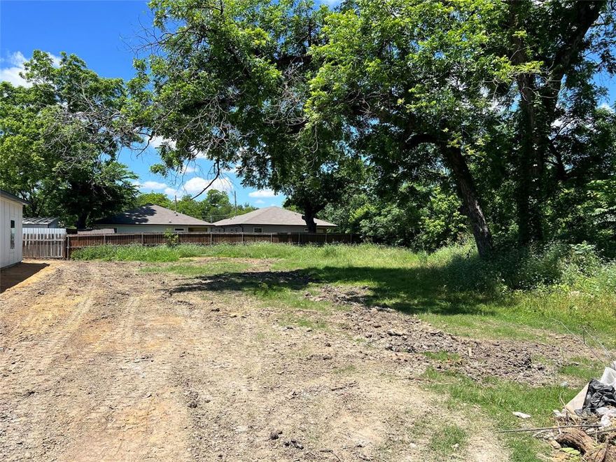 Large interior residential lot that has been recently cleared, made available for new construction. Zoned for Single-Family use. Subject property lies within the 500-year flood plain. Surveys available.  All information, taxes, measurements, school info, etc., deemed reliable but not guaranteed and should be independently verified by buyer and buyers agent. Agent is part owner in Bottoms up development llc.