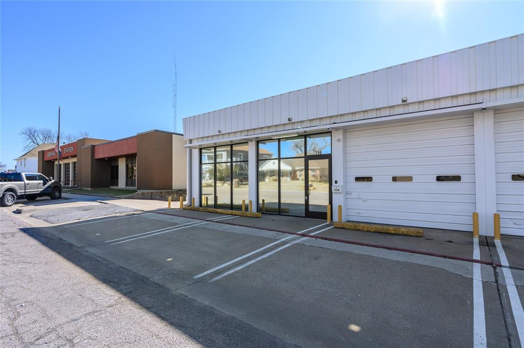 Laynes Add - Commercial Sale