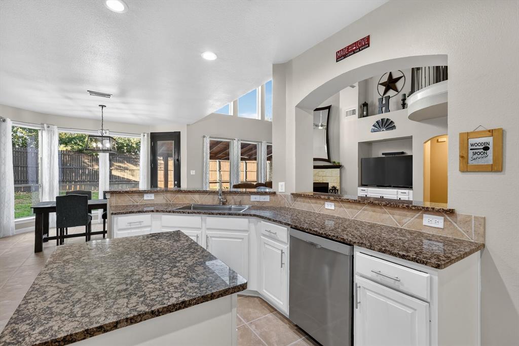 1125 Ponderosa Drive