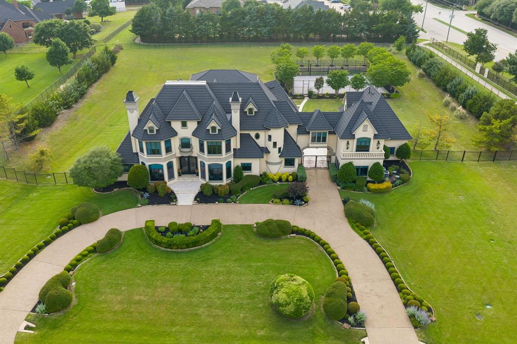 1091 Broadmoor Lane