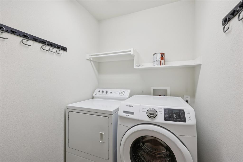 Frisco Lakes By Del Webb Villa - Residential