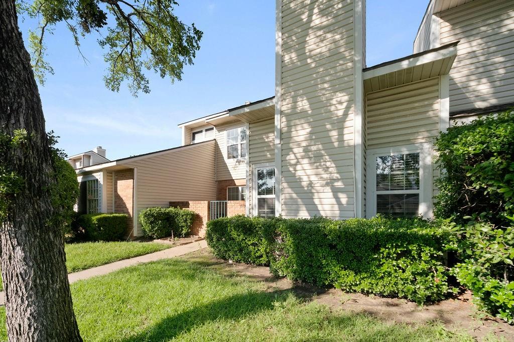 815 Summercreek Drive