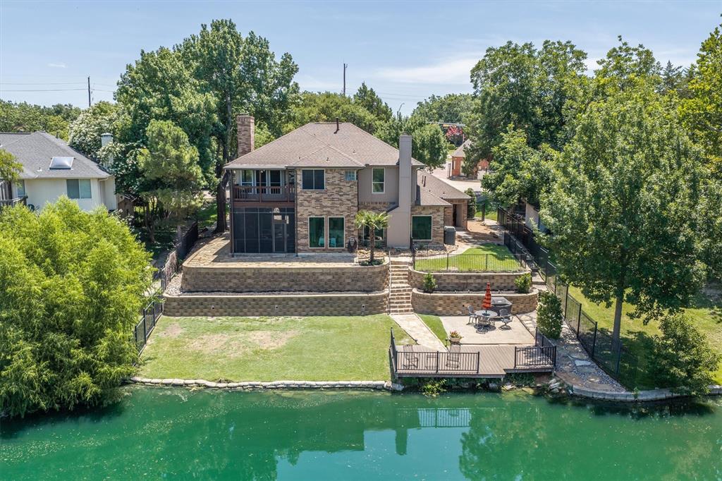 5208 Yacht Club Drive