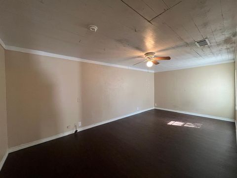 Tiny photo for 3302 Texas Street, Greenville, TX 75401 (MLS # 21099830)