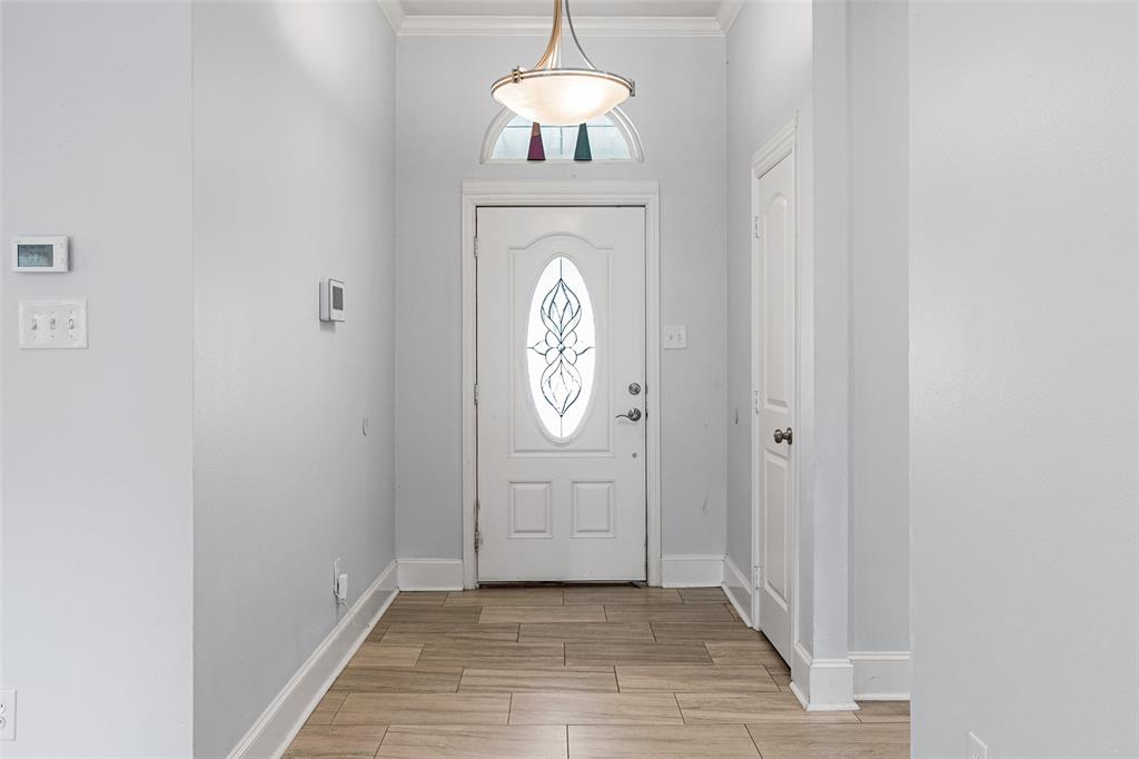 8406 Willowbrook Drive