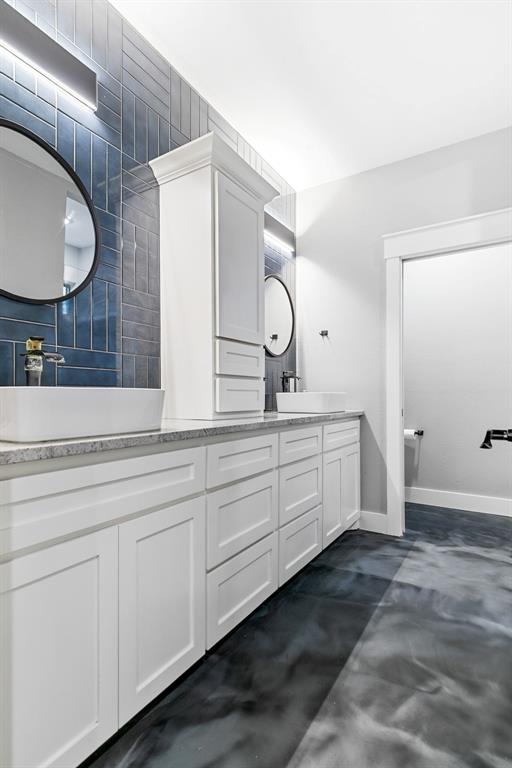 Munson & Purinton - Residential