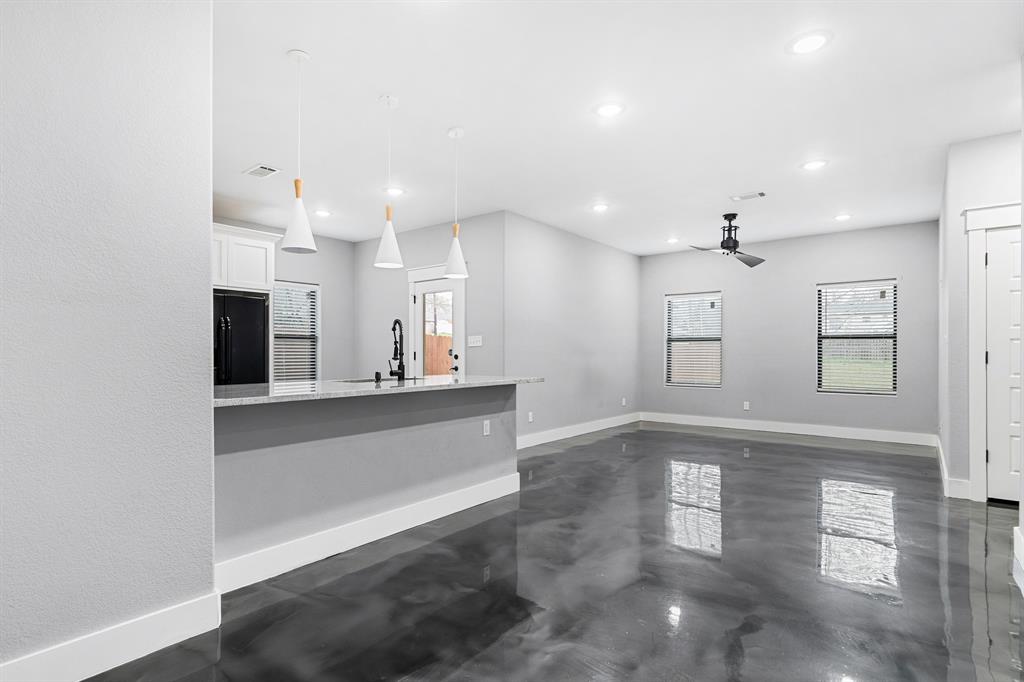 Munson & Purinton - Residential