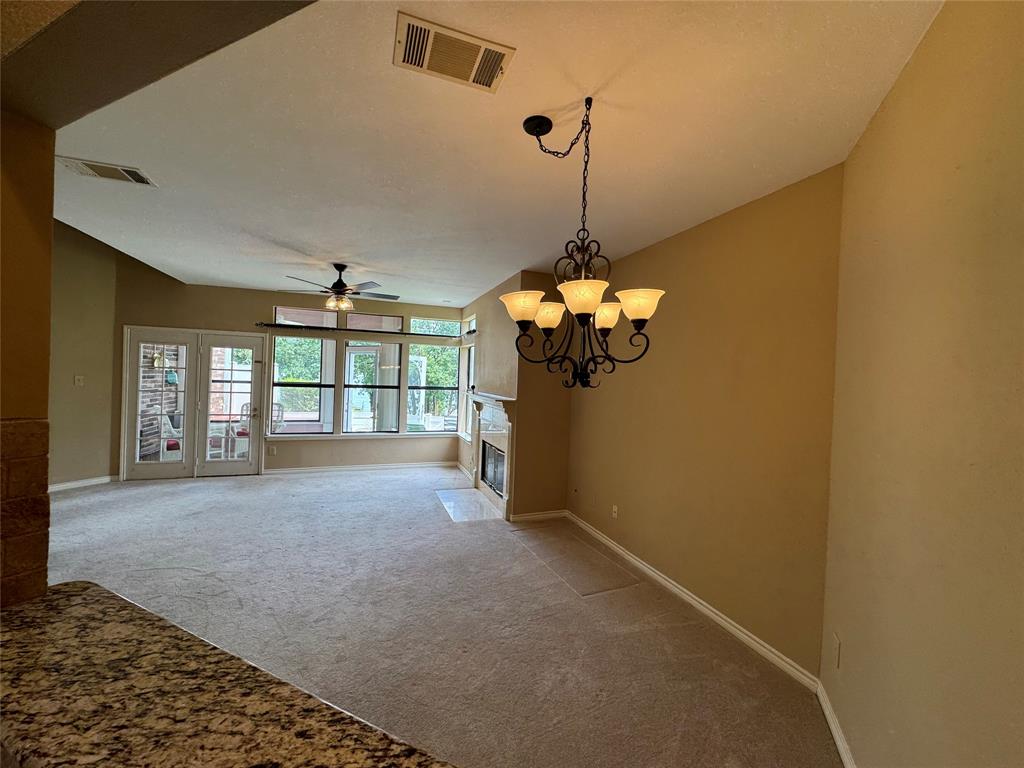 Heritage On The Lake-Waterfron - Residential