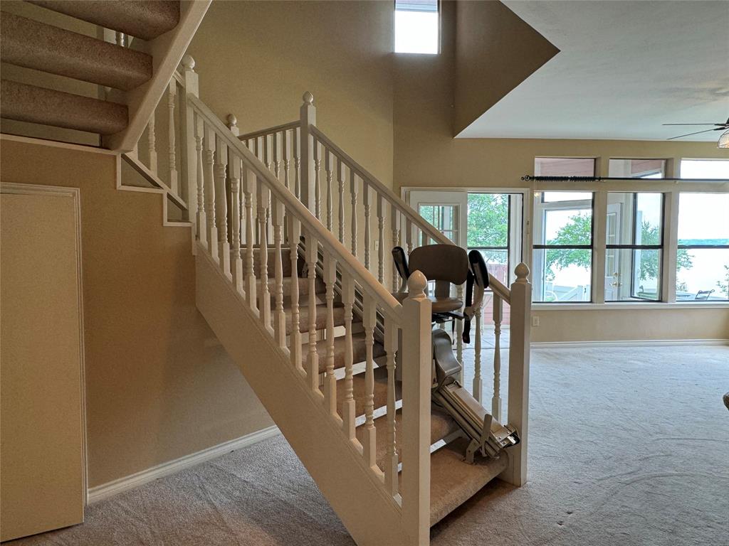 Heritage On The Lake-Waterfron - Residential