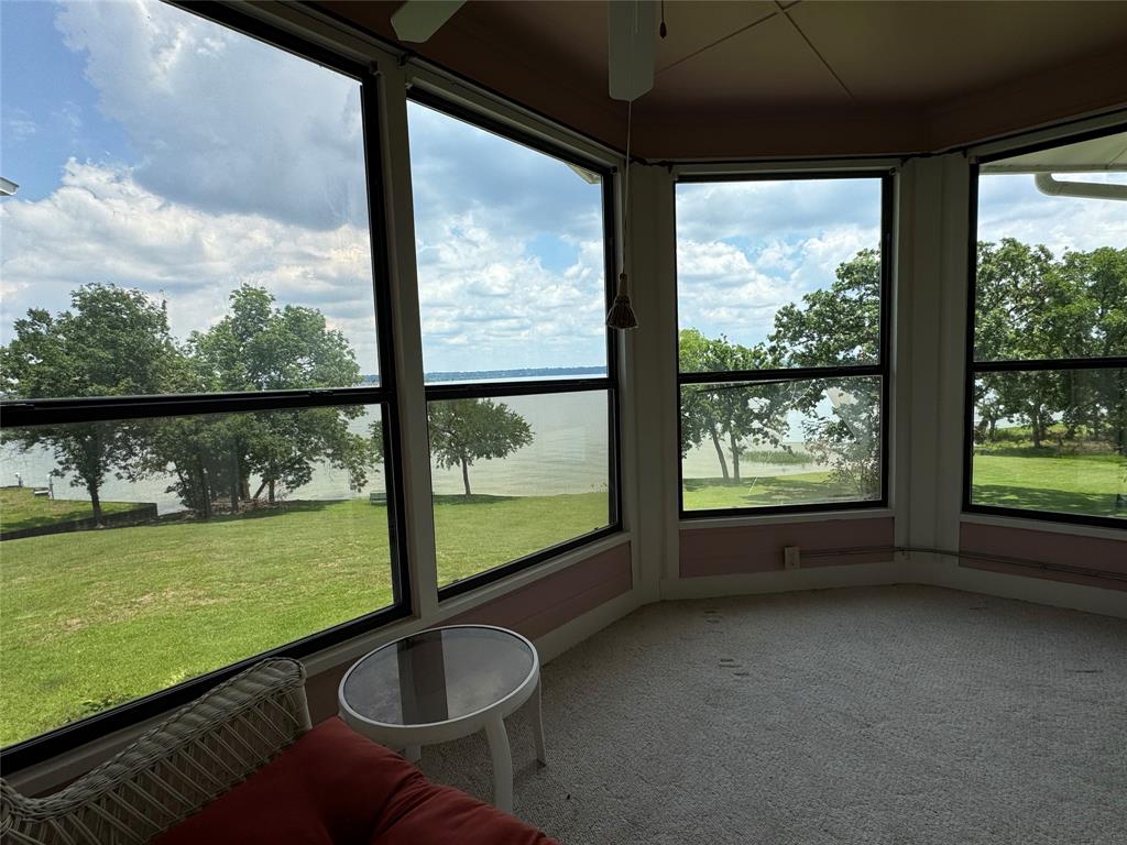 Heritage On The Lake-Waterfron - Residential