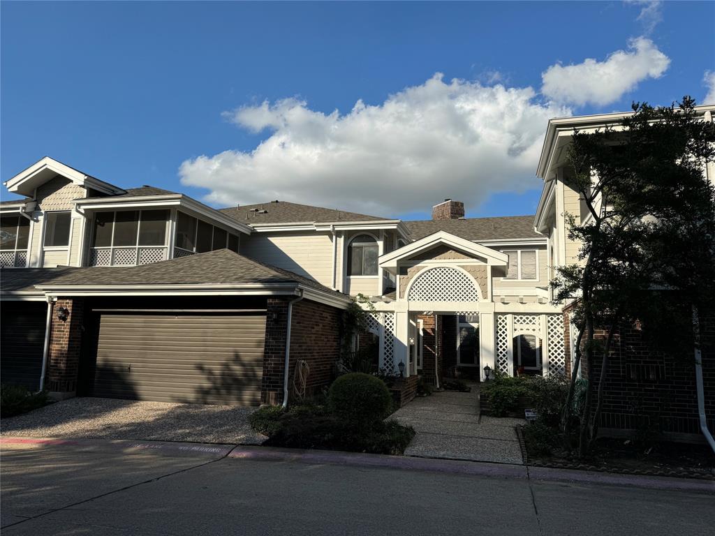 Heritage On The Lake-Waterfron - Residential