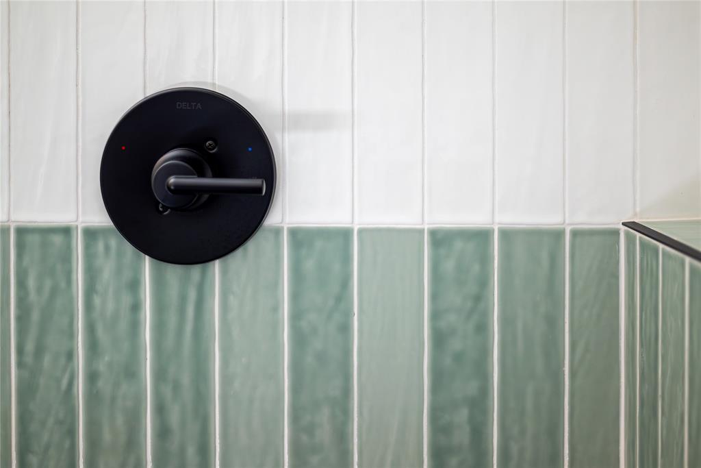 GASTONWOOD - Residential