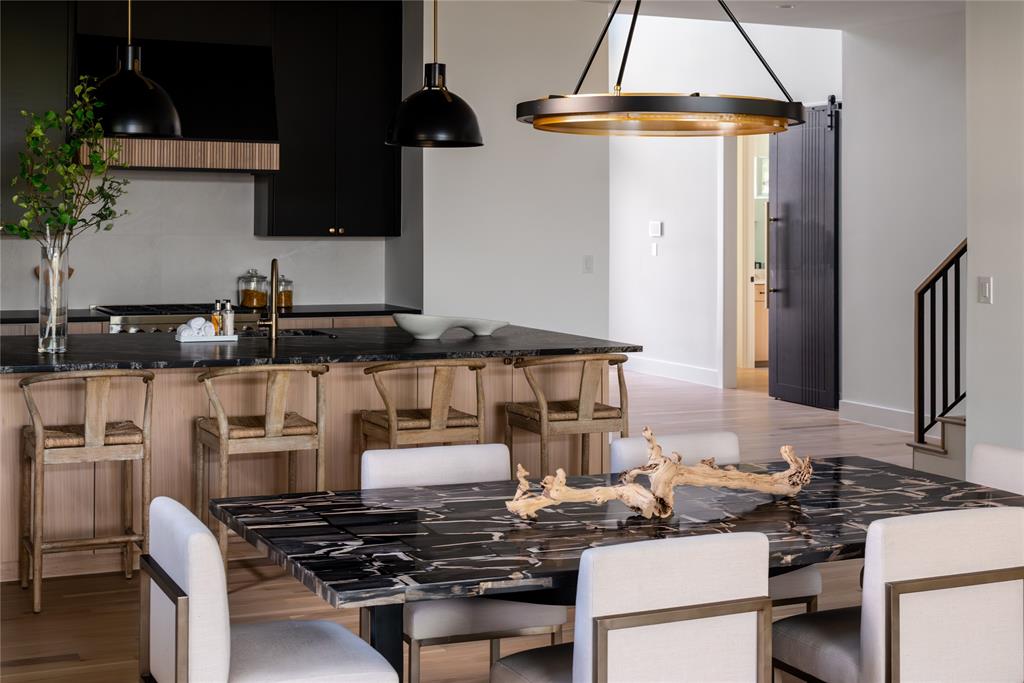 GASTONWOOD - Residential