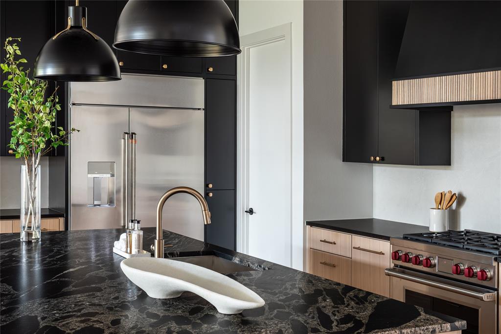 GASTONWOOD - Residential