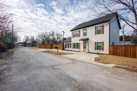3230 6th Avenue Fort Worth TX 76110