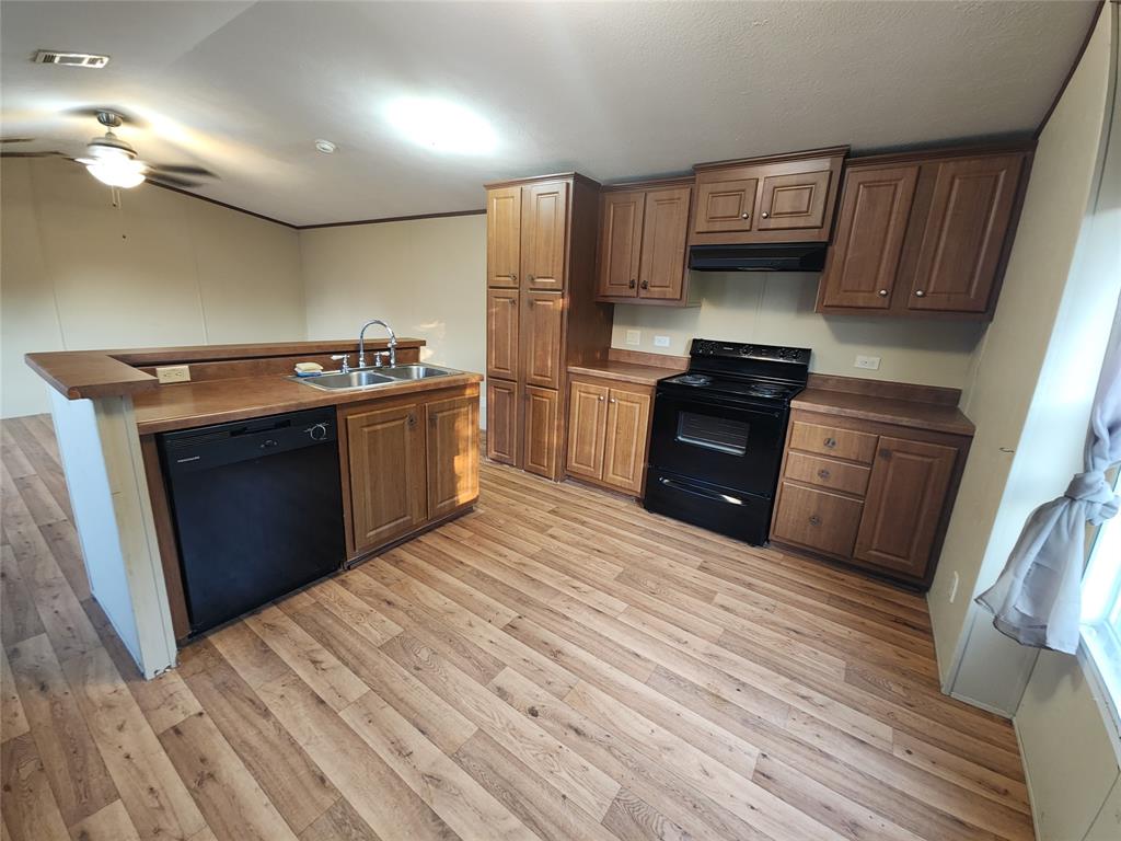 Hillcrest Shores - Residential