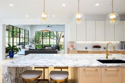 Tiny photo for 9 Robledo Drive, Dallas, TX 75230 (MLS # 21062852)