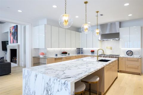 Tiny photo for 9 Robledo Drive, Dallas, TX 75230 (MLS # 21062852)